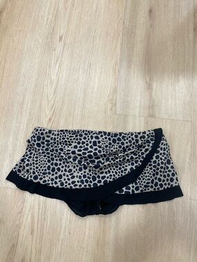 Vintage Y2K Robin Piccone leopard print swim skort size Large